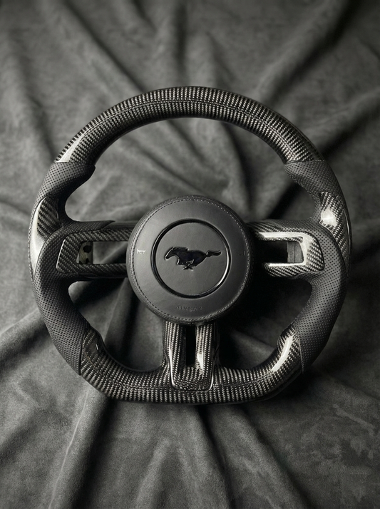 Volant personnalisé Ford Mustang