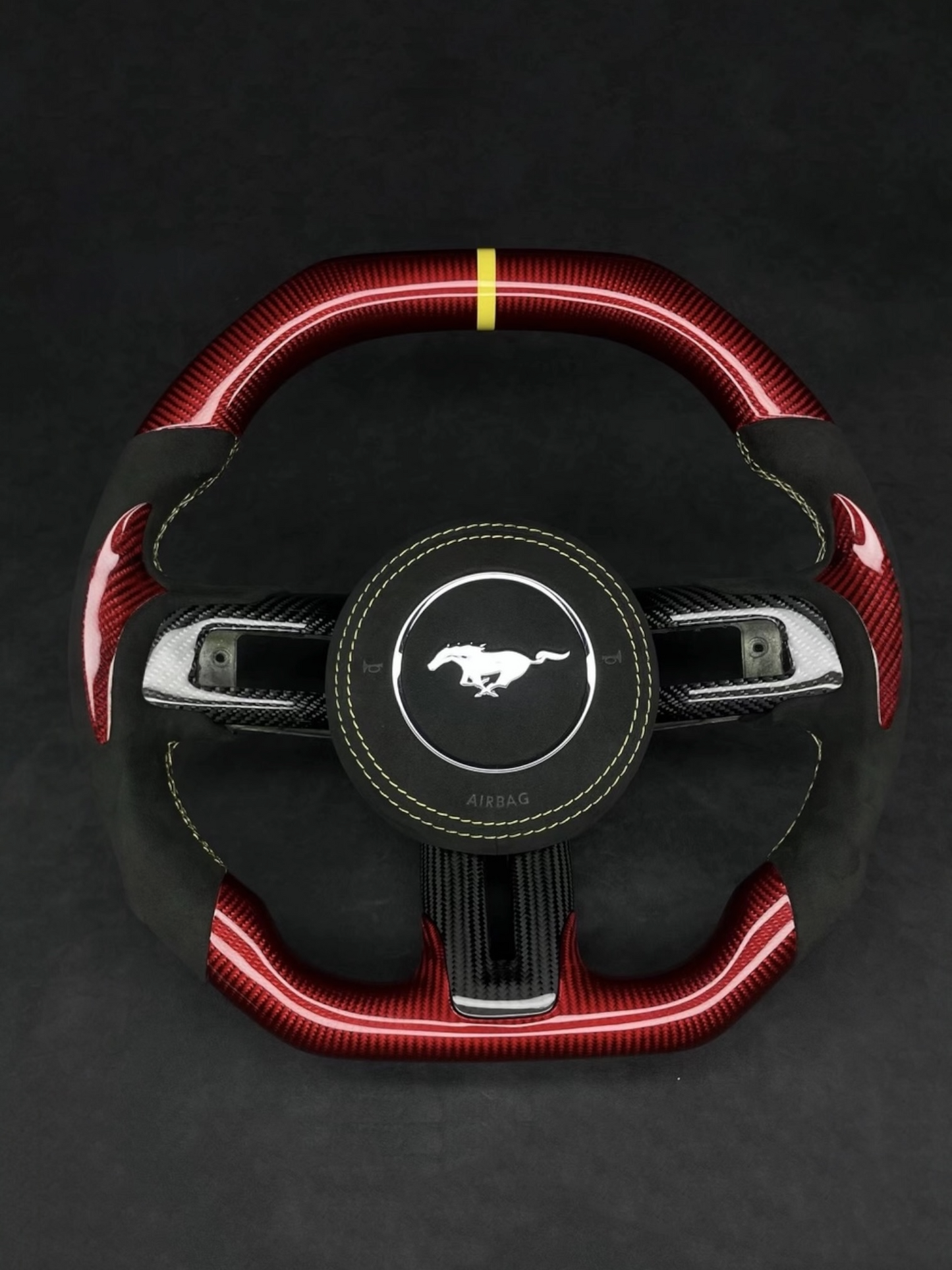 Benutzerdefiniertes Lenkrad Ford Mustang